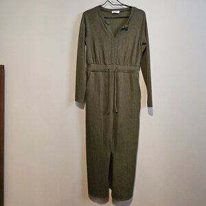 Women’s Gilli Olive Green Dress with Long Sleeves and Pockets, Small